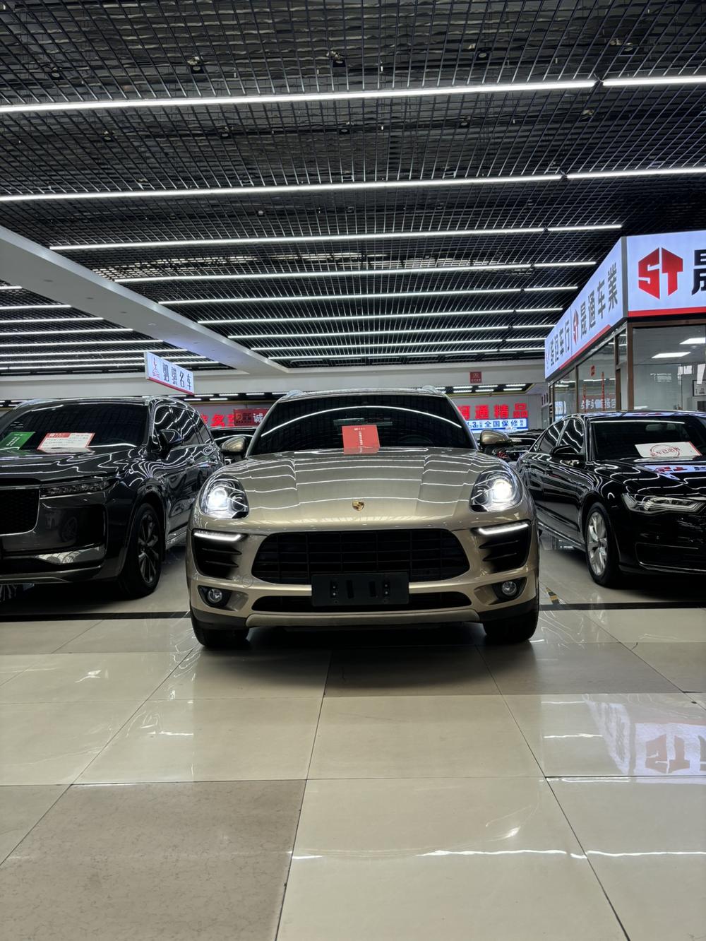 Porsche Macan 2017 Macan 2.0T – фото 5