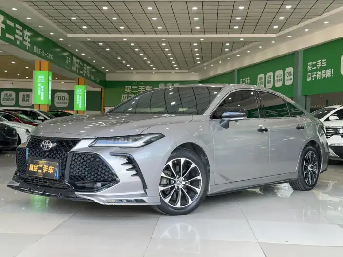 Toyota Avalon 2023 Model 2.5L Automatic Deluxe Edition – фото 1