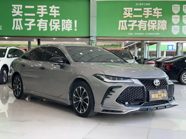 Toyota Avalon 2023 Model 2.5L Automatic Deluxe Edition – фото 3