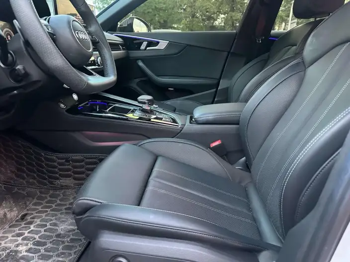 Audi A4 L 2024 Model 40 TFSI Luxury Dynamic Model – фото 9