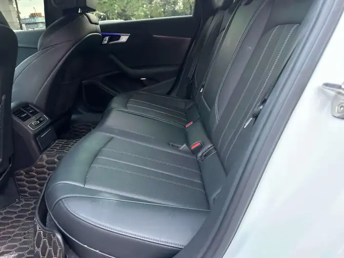 Audi A4 L 2024 Model 40 TFSI Luxury Dynamic Model – фото 10
