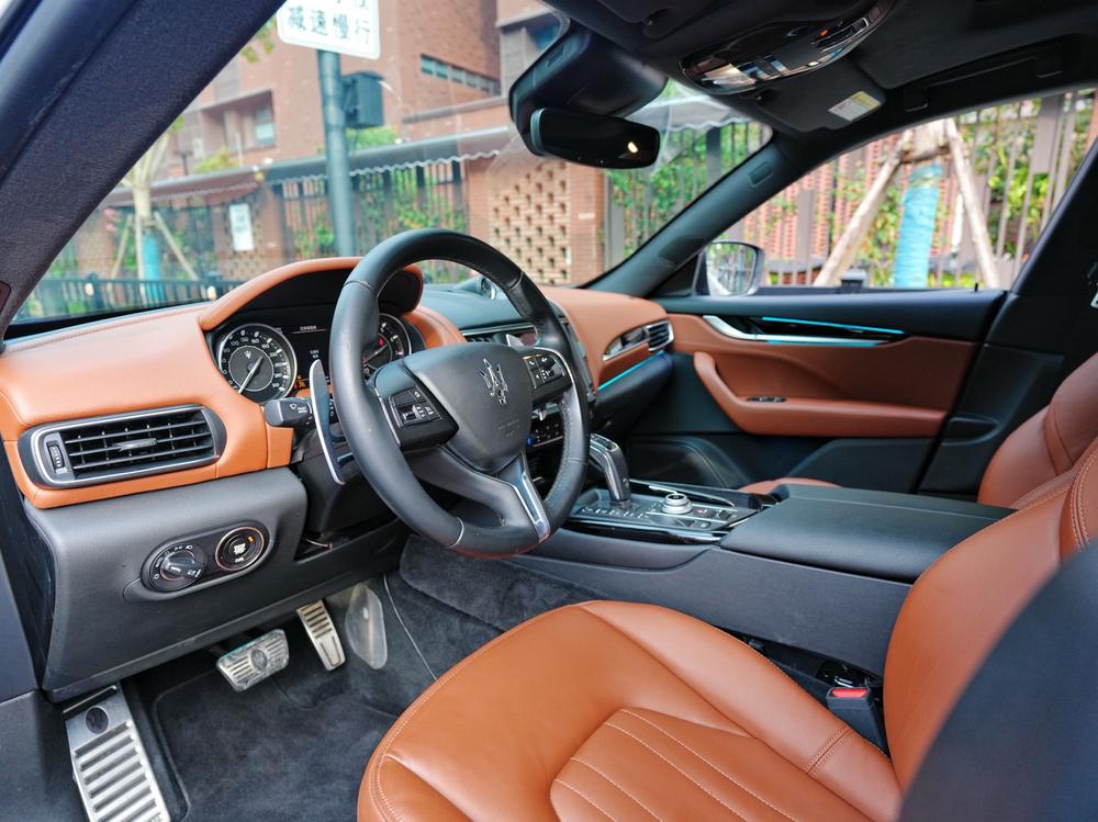 Maserati Levante 2021 3.0T Base – фото 11