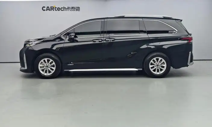 Granvia 2023 Model Intelligent Hybrid 2.5L Comfort Edition – фото 3