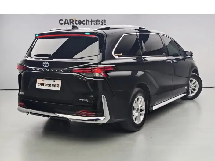 Granvia 2023 Model Intelligent Hybrid 2.5L Comfort Edition – фото 5