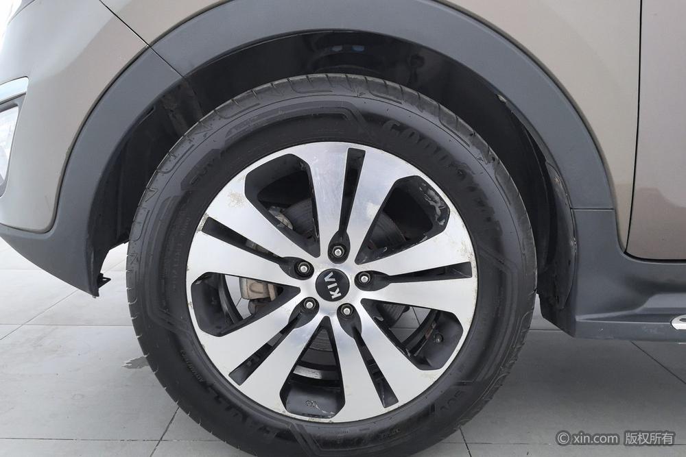 Kia Sportage 2014 модификация 2.0L автоматическое 2WD Edition Premium Special – фото 11