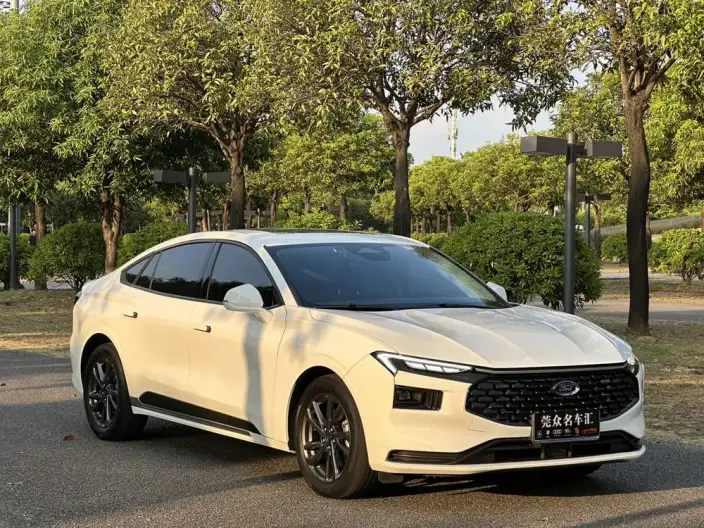 Ford Mondeo 2025 Model EcoBoost 245 Luxury Model – фото 3