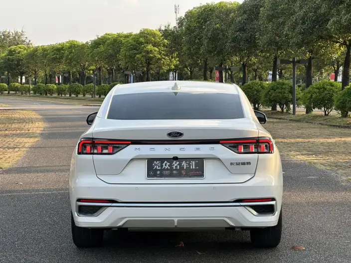 Ford Mondeo 2025 Model EcoBoost 245 Luxury Model – фото 5