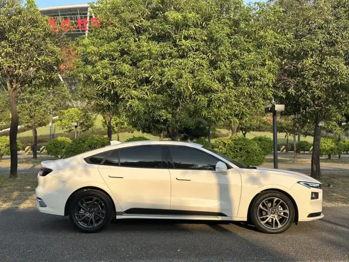 Ford Mondeo 2025 Model EcoBoost 245 Luxury Model – фото 7