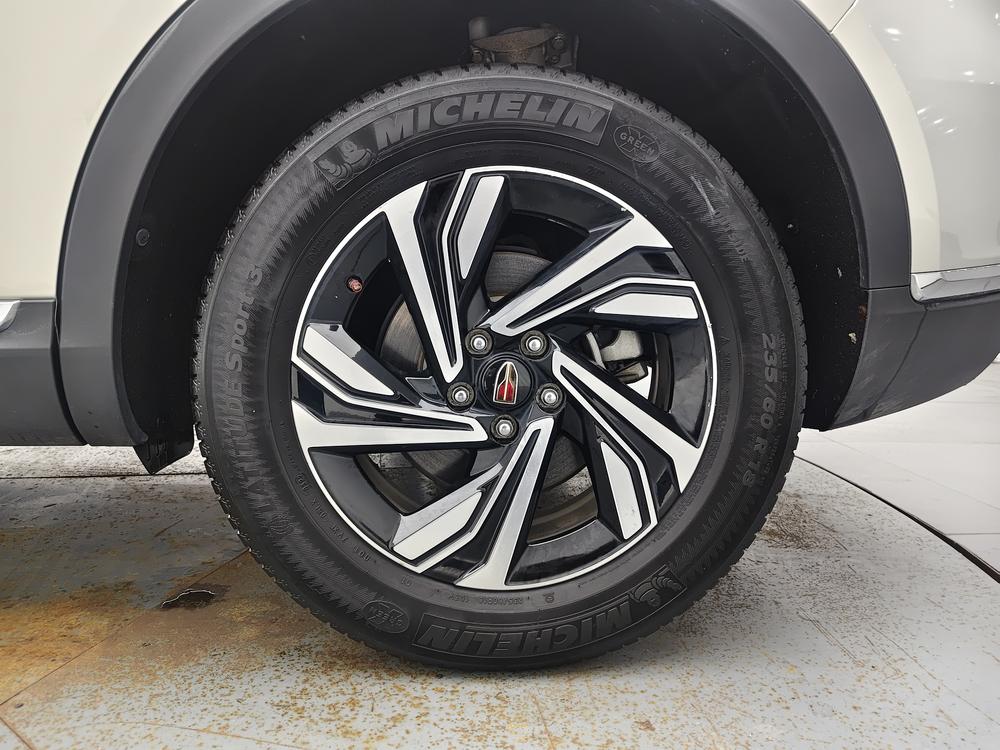 Hongqi HS5 2022 Modified 2.0T Smartlink Flag Edition – фото 9