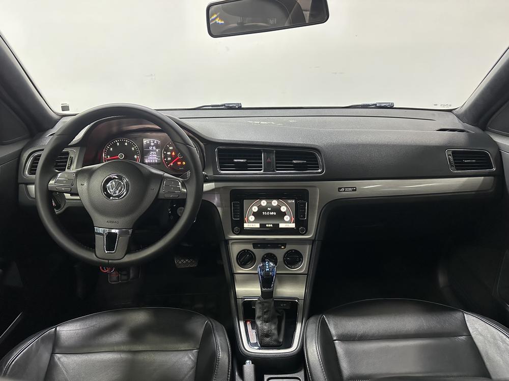 Volkswagen Lavida 2013 модификация 1.6L автоматическое Comfort Edition – фото 14