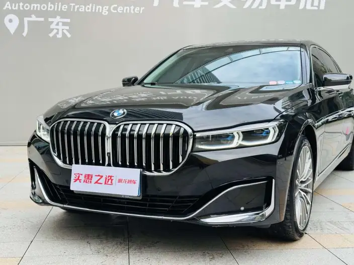 BMW 7 Series 2021 Model 740Li Exclusive Model Luxury Set – фото 8