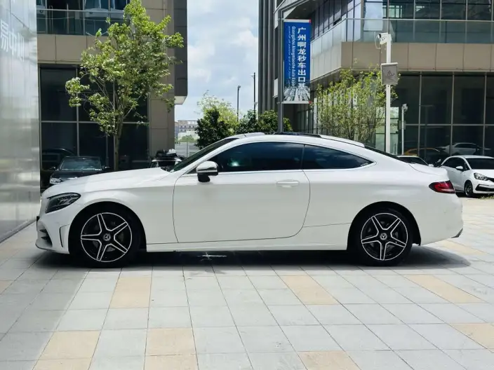 Mercedes-Benz C-Class Imported 2022 Model C 260 Coupe – фото 4
