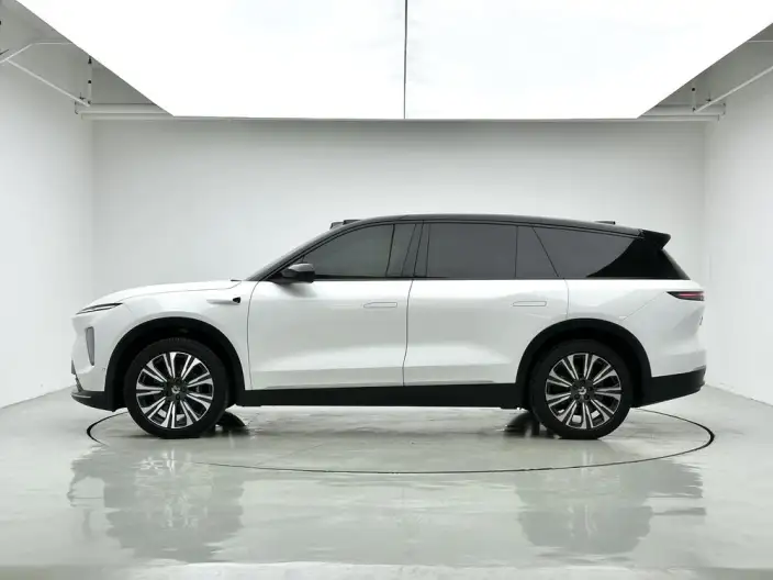 NIO ES8 2023 Model 75kWh
