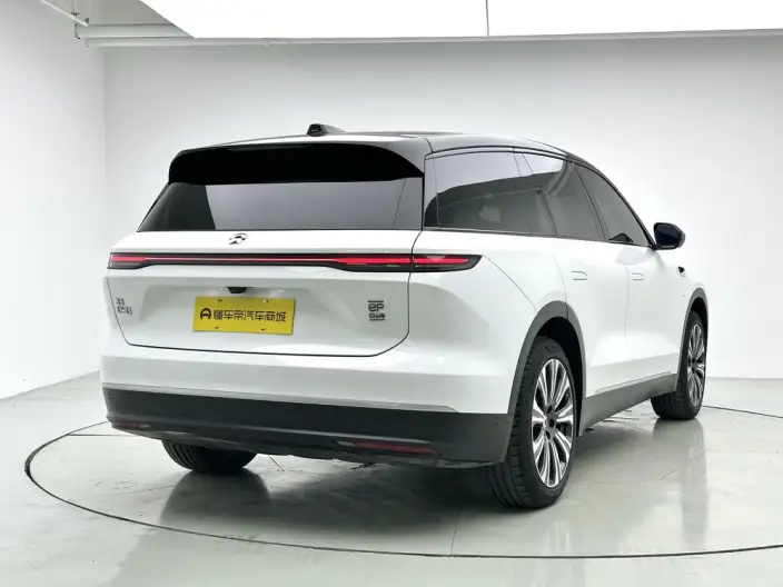 NIO ES8 2023 Model 75kWh – фото 7