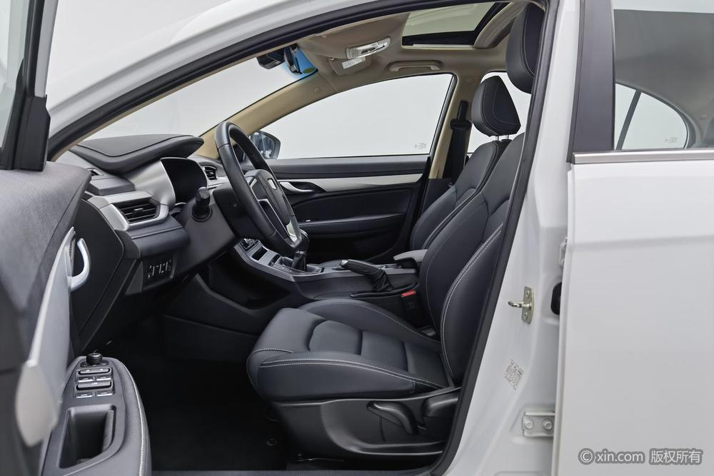 Geely Emgrand Модель 2018 года 1.5L Manual Up Connected Edition – фото 16