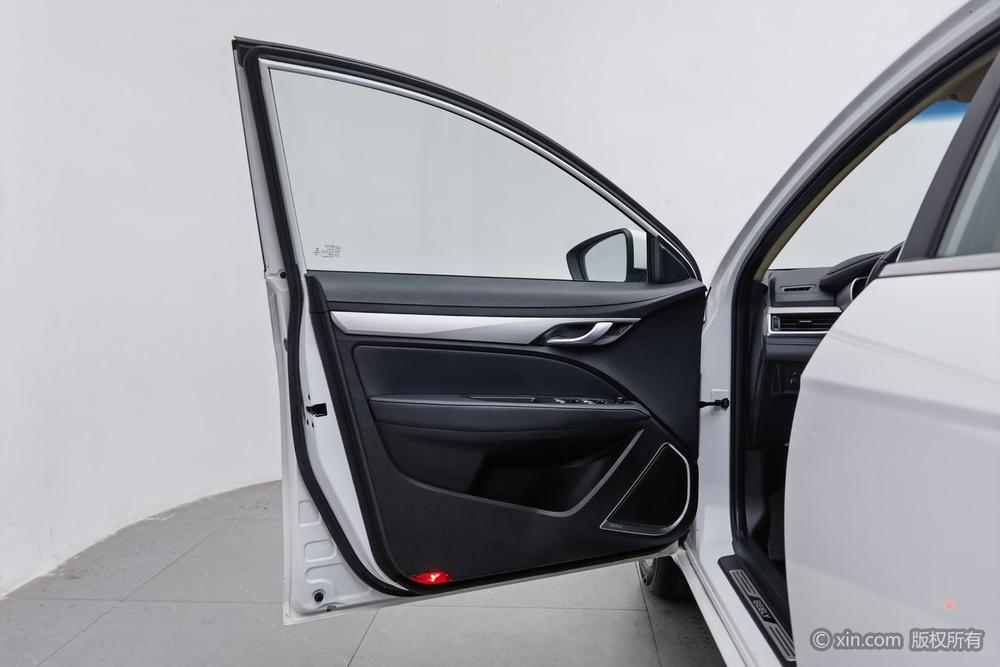 Geely Emgrand Модель 2018 года 1.5L Manual Up Connected Edition – фото 20