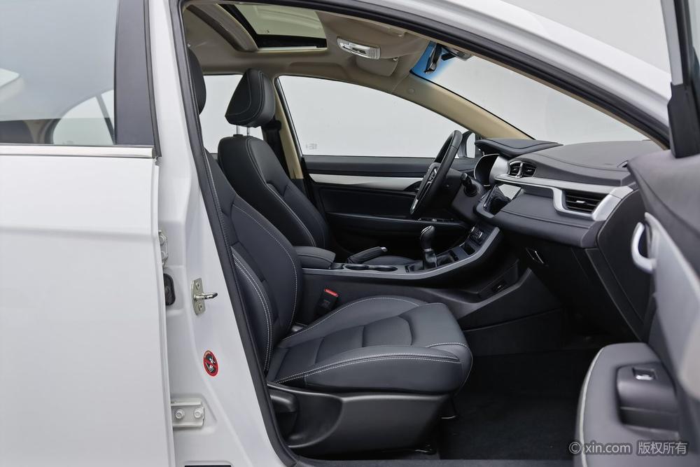 Geely Emgrand Модель 2018 года 1.5L Manual Up Connected Edition – фото 24