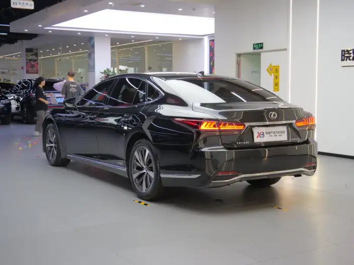Lexus LS 2021 Model 500h Superior Edition – фото 5