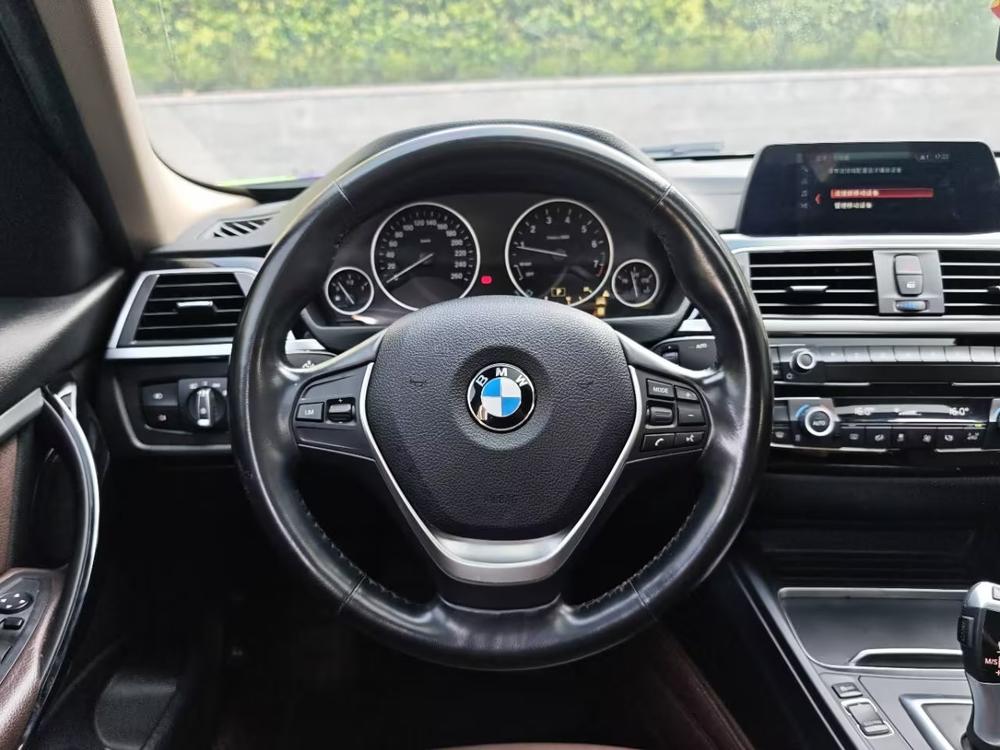 BMW 3 Series 2018 320Li Style – фото 23
