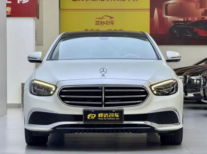 Mercedes-Benz E-Class 2023 Model E 300 L Luxury Model sedan – фото 2