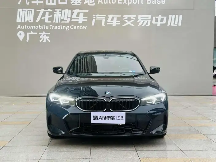 BMW 3 Series 2025 Model 330i M Sports Night Set – фото 2