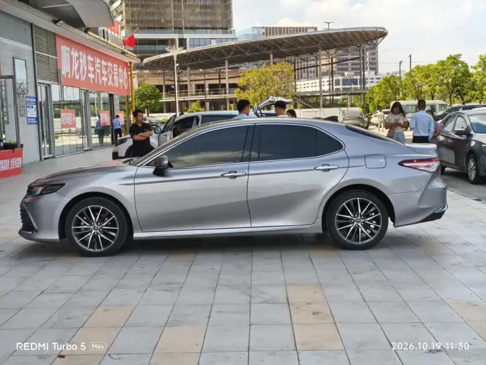 Toyota Camry 2023 Model 2.5G Deluxe Edition – фото 3
