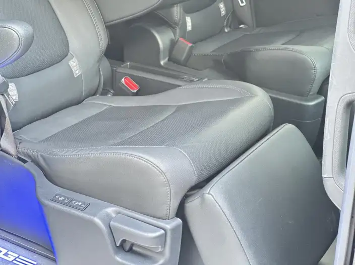 Toyota Sienna 2023 Model Hybrid 2.5L Premium Edition – фото 8