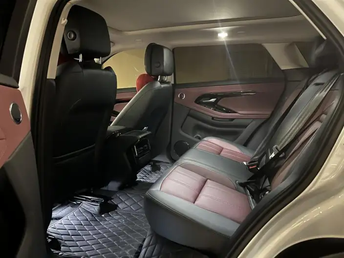 Range Rover Evoque 2026 Model Range Rover Evoque L 2.0T SE – фото 10