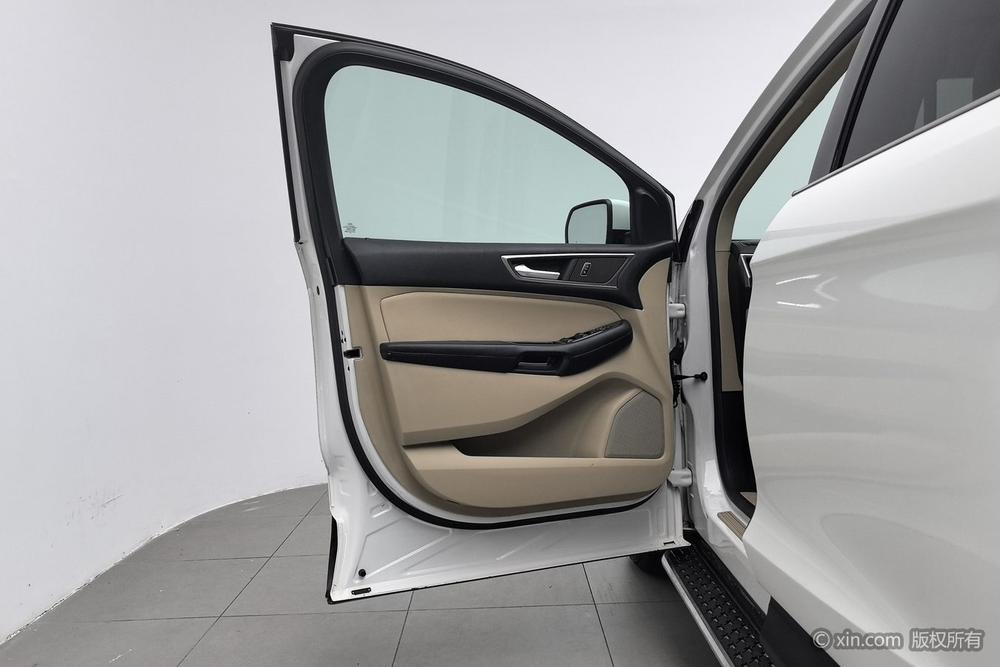 Ford Edge 2015 модификация 2.0T GTDi 2WD Sebring тип – фото 21