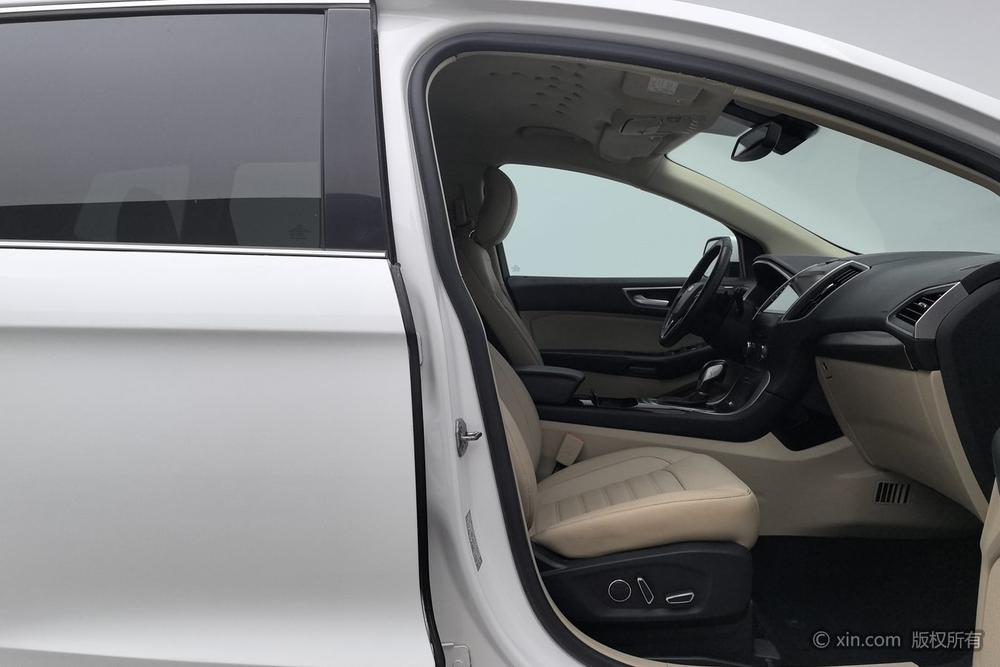 Ford Edge 2015 модификация 2.0T GTDi 2WD Sebring тип – фото 24