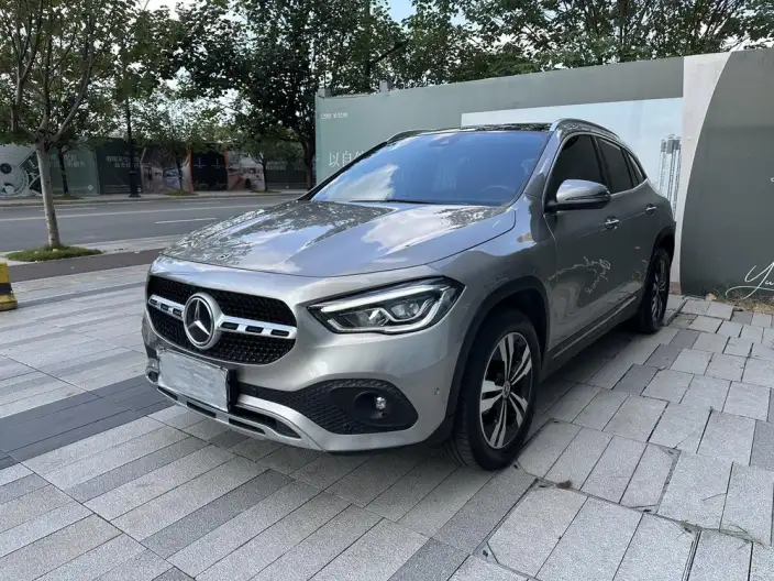 Mercedes-Benz GLA 2022 Model GLA 220 – фото 1