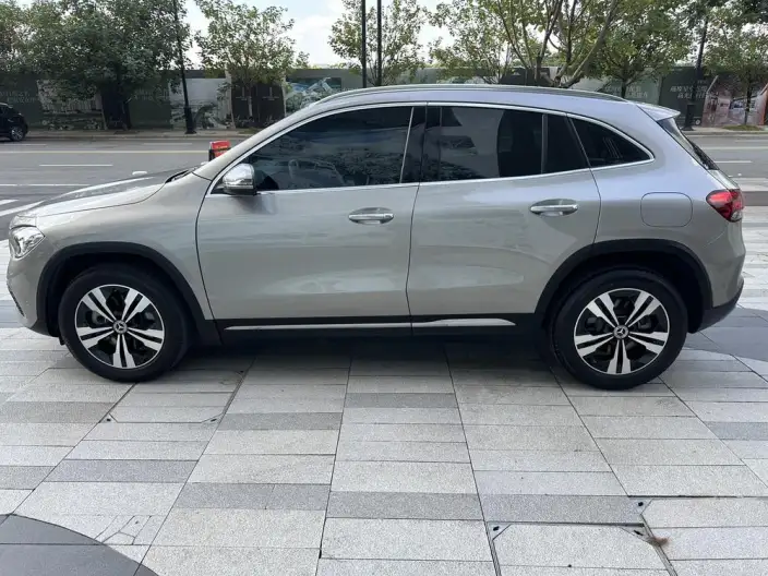Mercedes-Benz GLA 2022 Model GLA 220 – фото 4