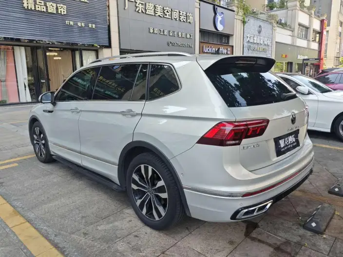Volkswagen Tiguan L 2022 Model 330TSI Automatic 2WD R-Line Ultimate Edition