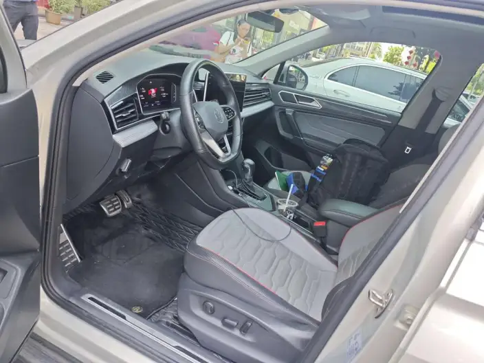 Volkswagen Tiguan L 2022 Model 330TSI Automatic 2WD R-Line Ultimate Edition – фото 9