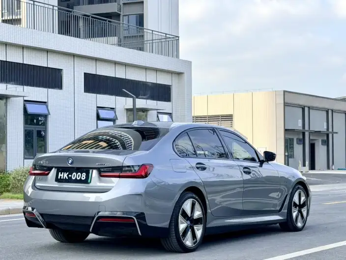 BMW i3 2023 Model eDrive40L Night Edition Sports Set – фото 6
