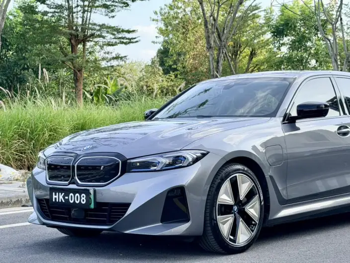 BMW i3 2023 Model eDrive40L Night Edition Sports Set – фото 7