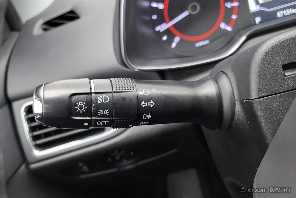 Chery Arrizo 5 2016 1.5L CVT Trend – фото 16