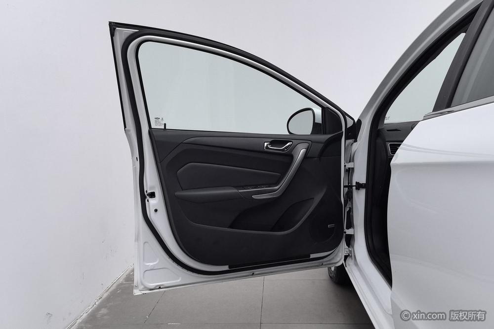 Chery Arrizo 5 2016 1.5L CVT Trend – фото 21