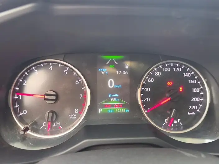 Toyota Wildlander 2022 Model 2.0L 2WD Premium Edition – фото 7