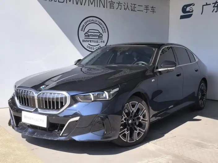 BMW 5 Series 2024 Model 530Li Exclusive Model M Sports Set – фото 1