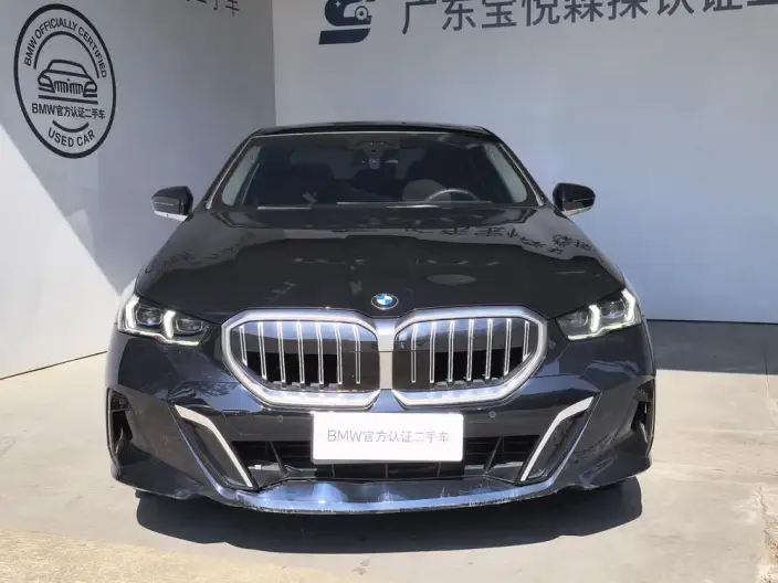 BMW 5 Series 2024 Model 530Li Exclusive Model M Sports Set – фото 2
