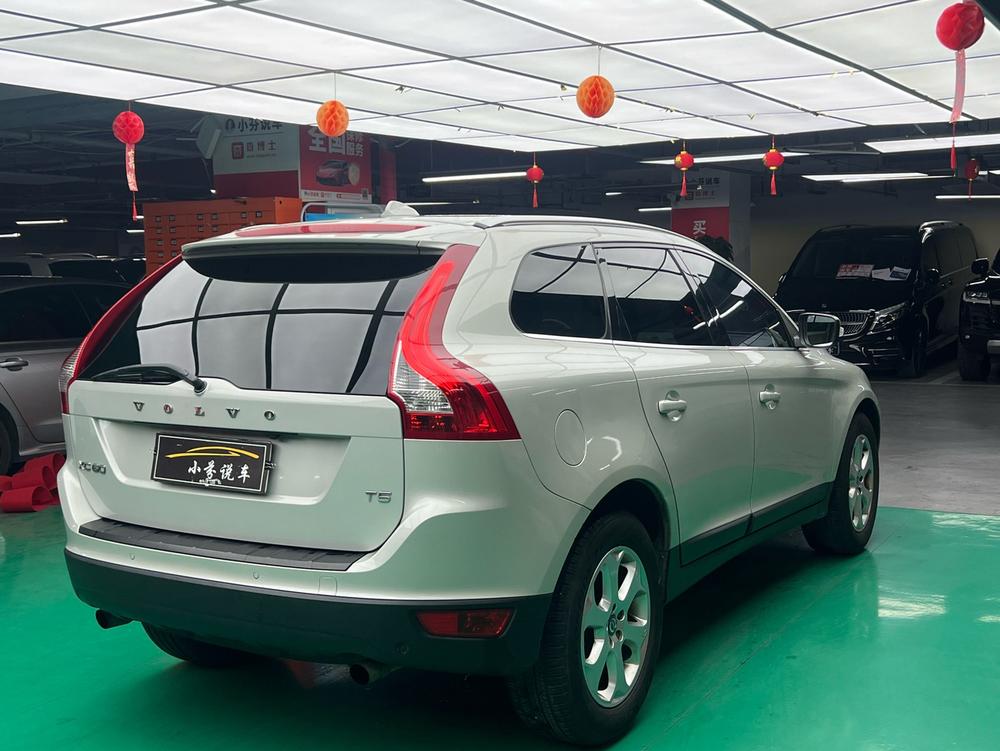 Volvo XC60 import 2012 модификация T5 Comfort Edition – фото 7
