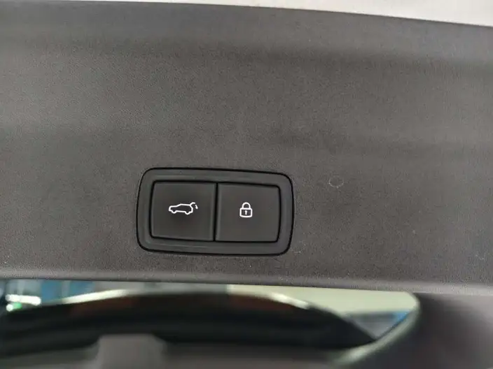 Li Auto L9 2022 Model Max Edition – фото 7