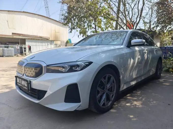 BMW i3 2025 Model eDrive35L – фото 1