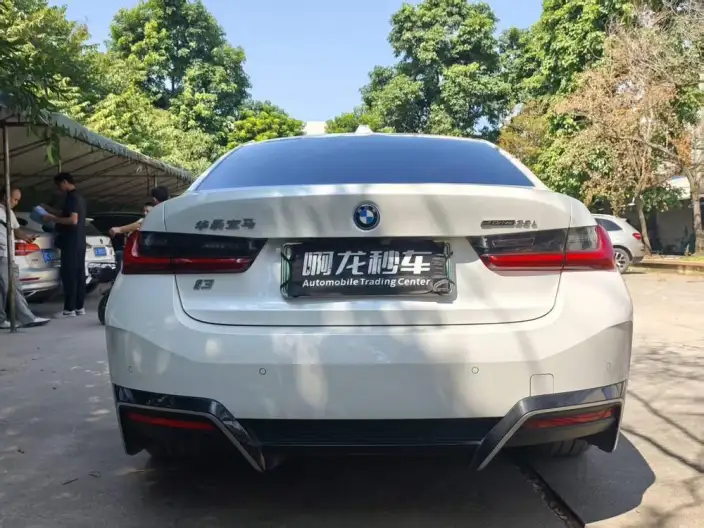 BMW i3 2025 Model eDrive35L – фото 4