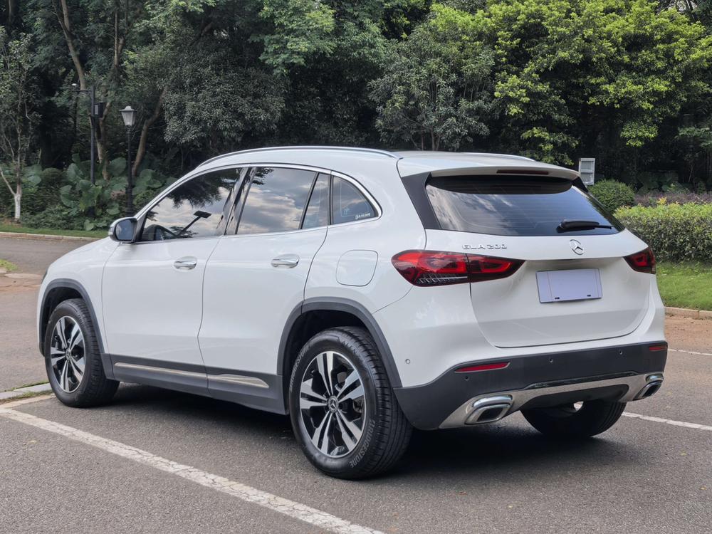 Mercedes-Benz GLA 2022 GLA 200 – фото 5