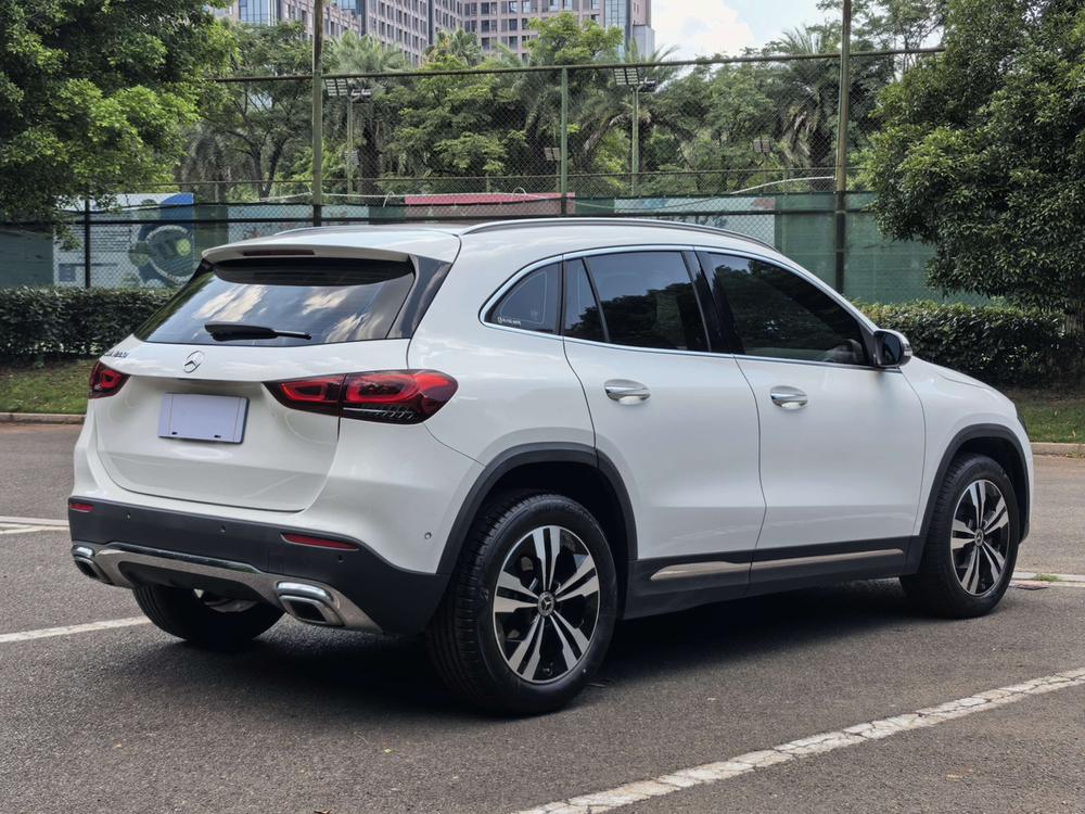 Mercedes-Benz GLA 2022 GLA 200 – фото 7