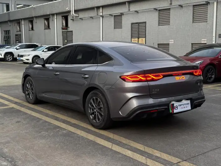 QinL DM 2024 Model DM-i 80KM Leading Model – фото 4