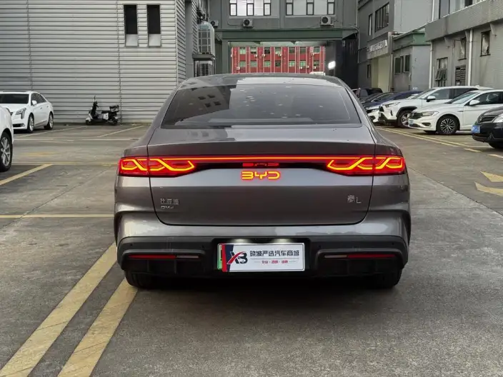 QinL DM 2024 Model DM-i 80KM Leading Model – фото 5