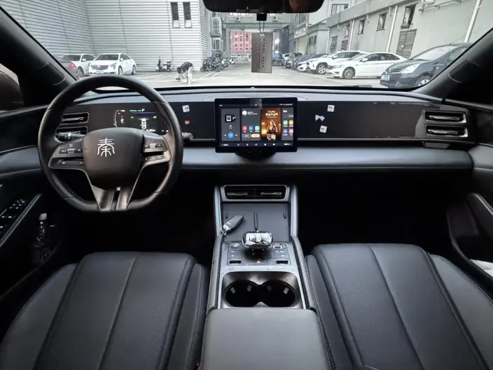 QinL DM 2024 Model DM-i 80KM Leading Model – фото 9